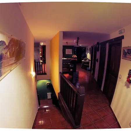 Ξενοδοχείο με διαμερίσματα El Mirador Del Parque Gua